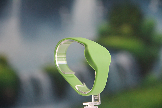 服裝行業應用硅膠腕帶RFID電子標簽電子標簽技術的典型場景 服裝行業應用硅膠腕帶RFID電子標簽電子標簽技術的典型場景