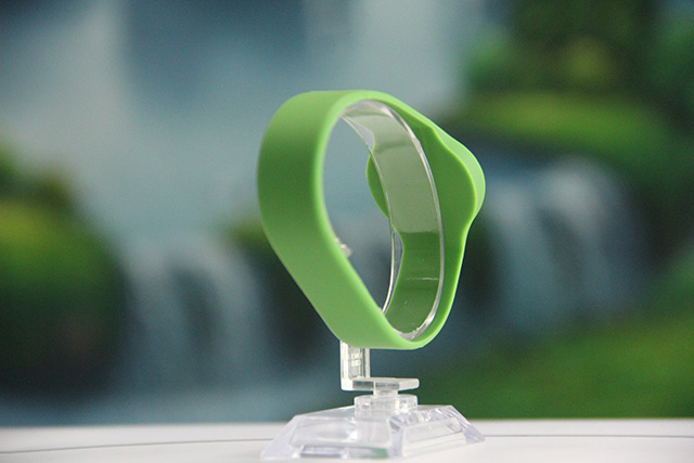 ic硅膠腕帶保鮮蓋安全環保，拒絕浪費使用保鮮膜