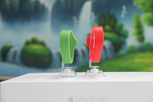 考勤卡選擇感應式IC卡有什么優勢？