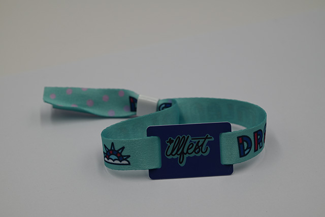 掃碼桌牌點餐！