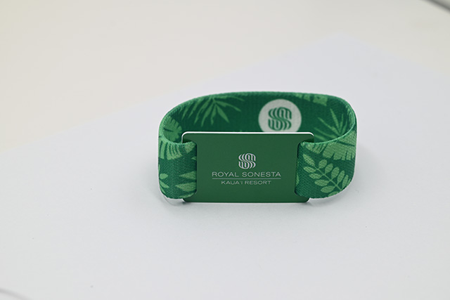 和接觸式IC卡相比，非接觸式卡有什么樣的優點？