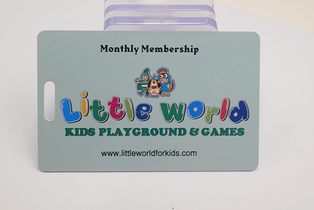 桂林新區國稅局實行“辦稅服務一卡通”，大大縮短了辦稅時間