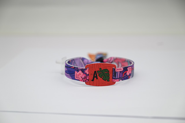 餐飲店會員儲值卡怎么設計，鑰匙扣卡背面文字怎么寫？